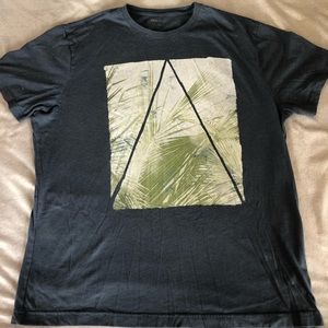 Banana Republic Men’s Blue Grey XL Graphic Tee